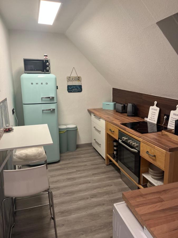 Sandys-Beachhouse Em 2024 Stadion -16 Fahrminuten Ferienwohnung Abtei Brauweiler Business Kueche Klima Parken Relax Travel Work Koeln Naehe Pulheim Ngoại thất bức ảnh